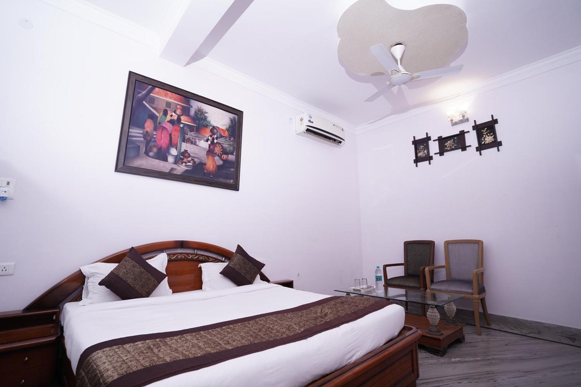 Hotel Lecston @Yashobhoomi Dwarka Sector - 25 Metro Station Delhi (National Capital Territory of India) Exterior foto