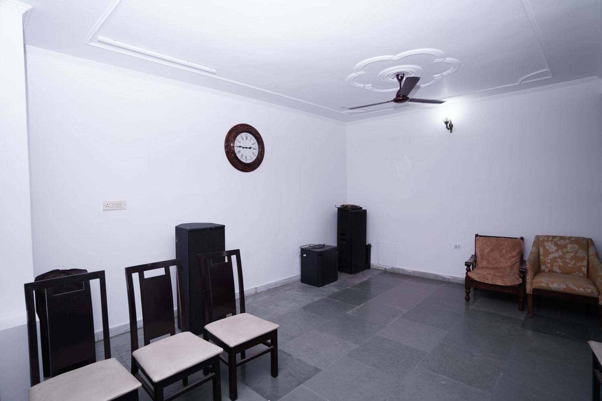 Hotel Lecston @Yashobhoomi Dwarka Sector - 25 Metro Station Delhi (National Capital Territory of India) Exterior foto
